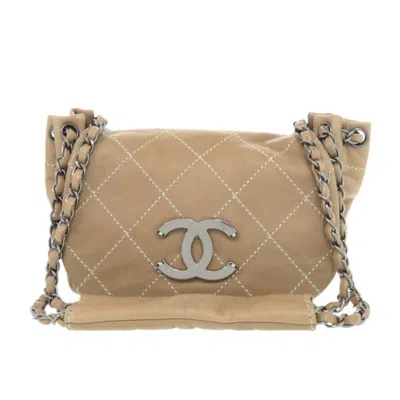 Pre-owned Chanel Beige Leather Shoulder Bag () In Sand