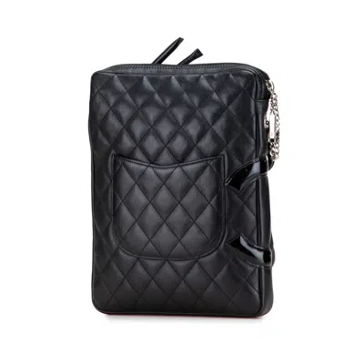Pre-owned Chanel Black Patent Leather Leather Shoulder Bag ()