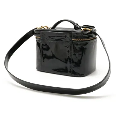 Pre-owned Chanel Black Patent Leather Pouch Vanity Bag ()