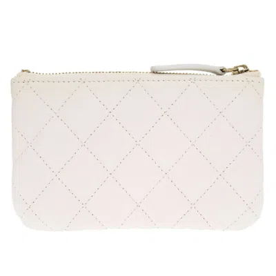Pre-owned Chanel White Grained Calfskin Coin Purse/coin Case ()