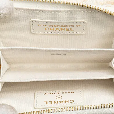 Pre-owned Chanel White Tweed Leather Chain/shoulder Wallet ()
