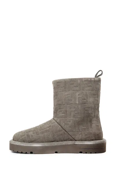 Fendi Apres Chic Boots In Gray