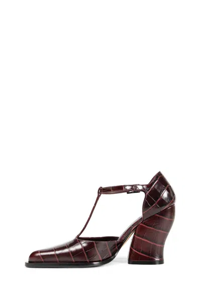Loewe Burgundy Onda T-bar Pumps In Embossed Leather In Red
