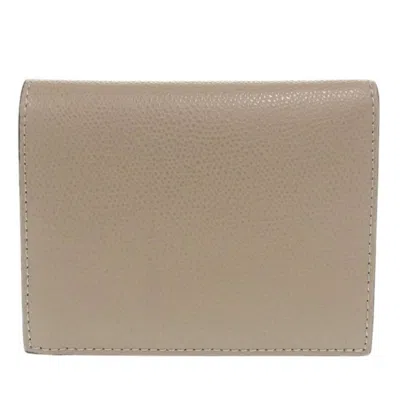 Pre-owned Fendi Beige Leather Wallet (bi-fold) () In Sand