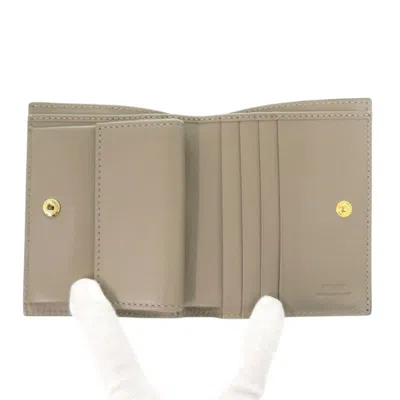 Pre-owned Fendi Beige Leather Wallet (bi-fold) () In Sand