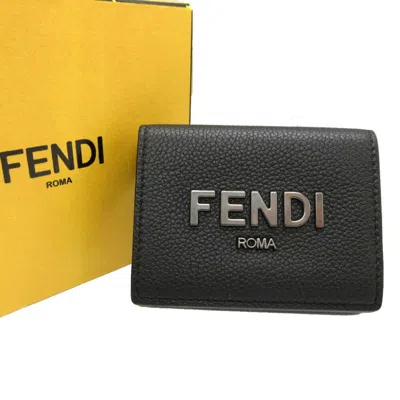Pre-owned Fendi Black Leather Wallet (tri-fold) ()