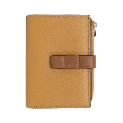 Pre-owned Loewe Light Camel Leather Wallet (bi-fold) () In Brown