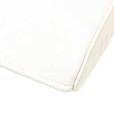 Pre-owned Loewe Off-white Leather Shoulder Bag ()