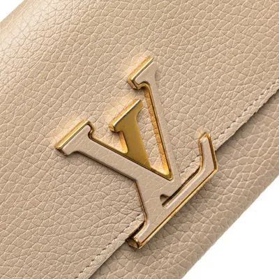 Pre-owned Louis Vuitton Beige Leather Long Wallet (bi-fold) () In Sand