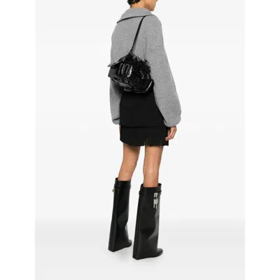 Off-white Chain Strap Bucket Bag Pockets In Black