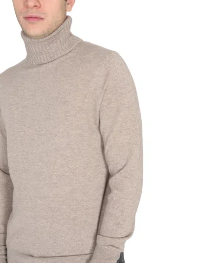 Ballantyne Cross-neck Ribbed Cashmere Turtleneck Sweater In Neutral