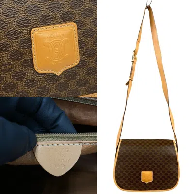 Pre-owned Celine Brown Leather Pvc Pochette Shoulder Bag ()
