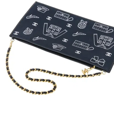 Pre-owned Chanel Black Canvas Leather Shoulder Bag ()