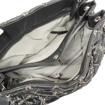 Pre-owned Chanel Black Nylon Shoulder Bag ()