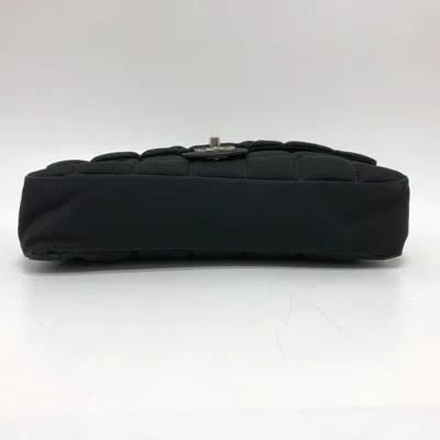 Pre-owned Chanel Black Nylon Shoulder Bag ()