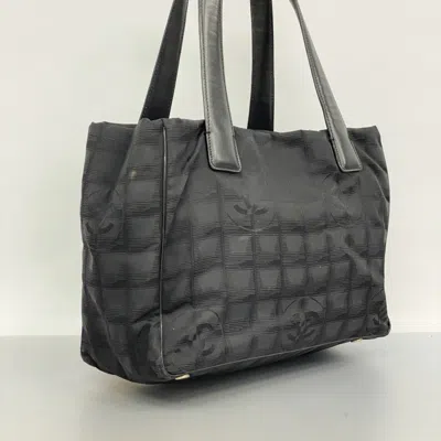 Pre-owned Chanel Black Nylon Tote Bag ()