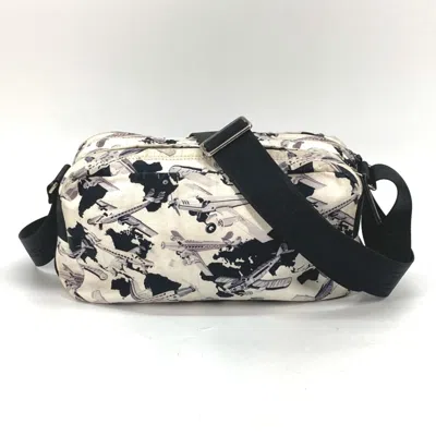 Pre-owned Chanel Black White Canvas Pochette Shoulder Bag () In Multi