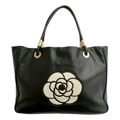 Pre-owned Chanel Black White Leather Shoulder Bag Tote Bag () In Multi