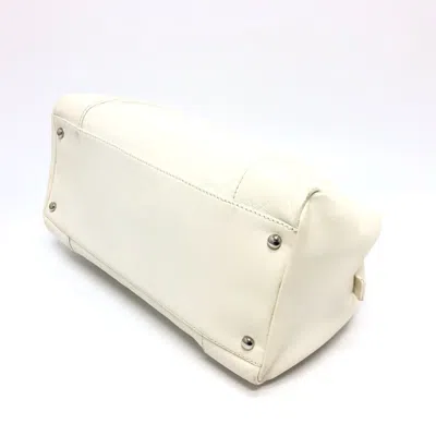 Pre-owned Chanel Chevron (v Stitch) White Leather Boston Bag Handbag ()