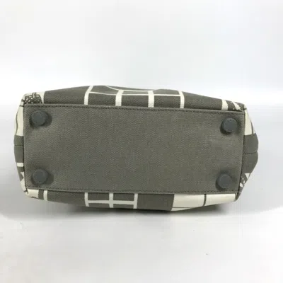 Pre-owned Chanel Gray White Canvas Handbag Shoulder Bag Tote Bag () In Multi