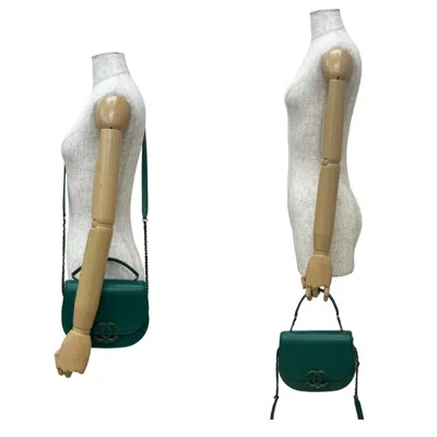 Pre-owned Chanel Green Leather Shoulder Bag ()