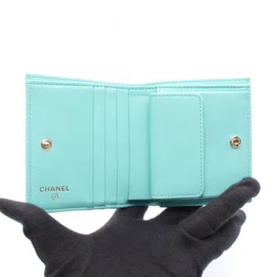 Pre-owned Chanel Green Leather Wallet (bi-fold) ()