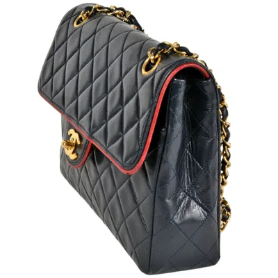 Pre-owned Chanel Matelasse Navy Leather Shoulder Bag () In Blue