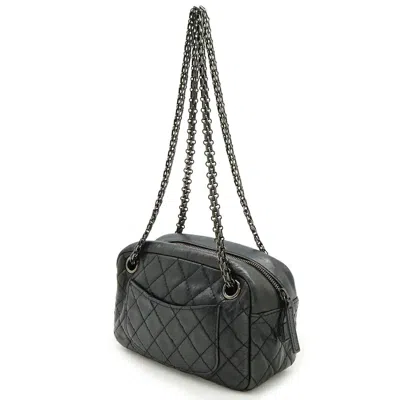 Pre-owned Chanel Metallic Gray Leather Pochette Shoulder Bag ()