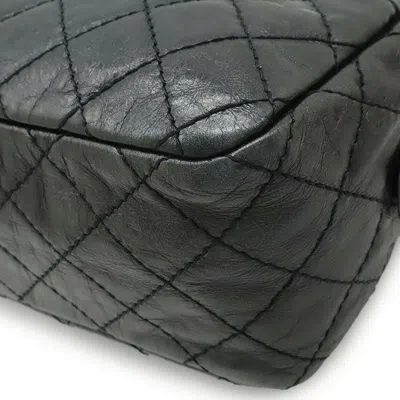 Pre-owned Chanel Metallic Gray Leather Pochette Shoulder Bag ()