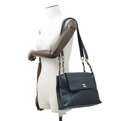 Pre-owned Chanel Navy Grained Calfskin Shoulder Bag () In Blue
