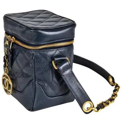 Pre-owned Chanel Navy Grained Calfskin Shoulder Bag () In Blue