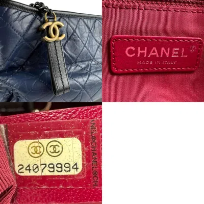 Pre-owned Chanel Navy Leather Shoulder Bag () In Blue