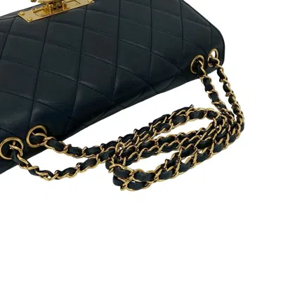 Pre-owned Chanel Navy Leather Shoulder Bag () In Blue