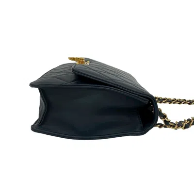 Pre-owned Chanel Navy Leather Shoulder Bag () In Blue