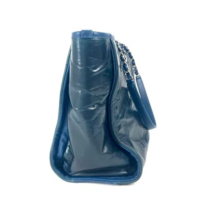 Pre-owned Chanel Navy Leather Shoulder Bag Tote Bag () In Blue