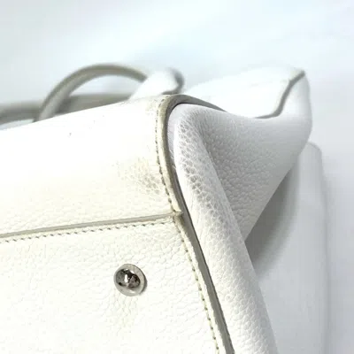 Pre-owned Chanel White Grained Calfskin Handbag Shoulder Bag ()