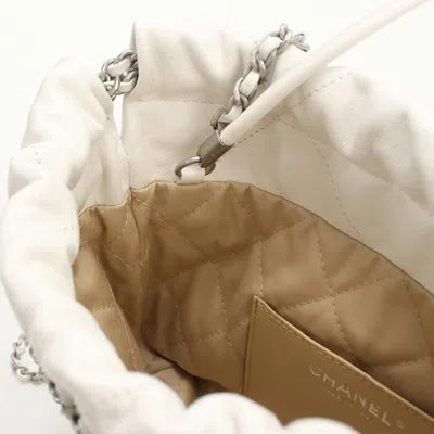Pre-owned Chanel White Leather Shoulder Bag ()