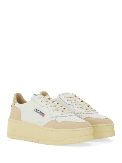 Autry Medalist Platform Sneaker In White