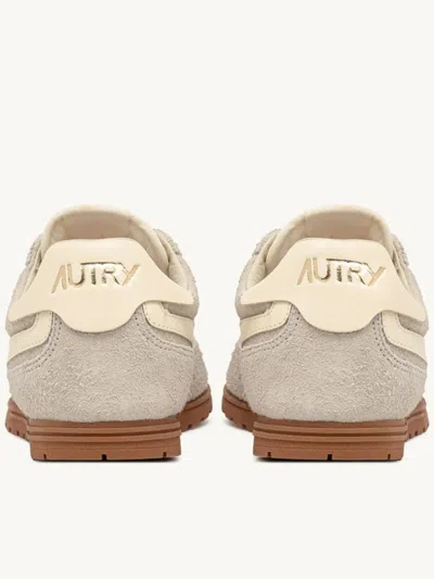 Autry Windspin Grey Leather Sneakers In Gray