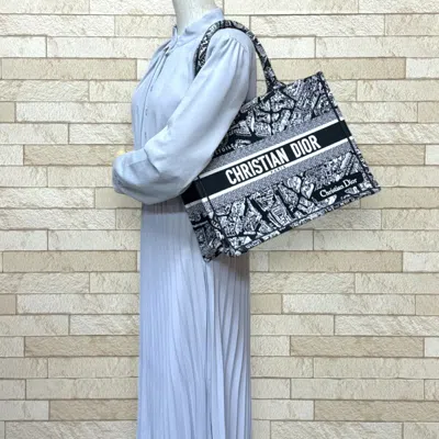 Pre-owned Dior Christian  Black White Canvas Tote Bag () In Multi