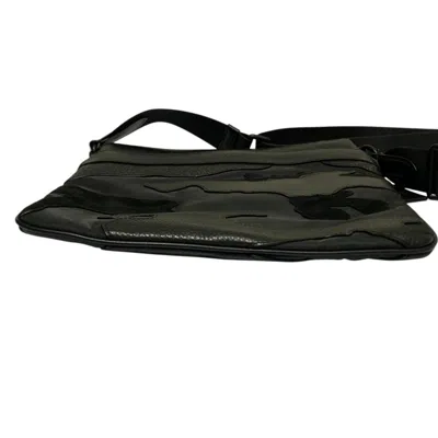 Pre-owned Coach Black Shoulder Bag ()