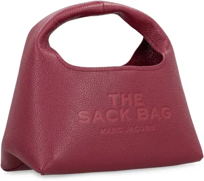 Marc Jacobs Il Testo The Mini Sack Bag Tradotto Dallinglese (en) Allitaliano (it) È La Mini Borsa Sacchetto. In Red