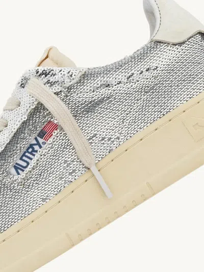 Autry "dallas Low Sparkling" Sneaker In Gray