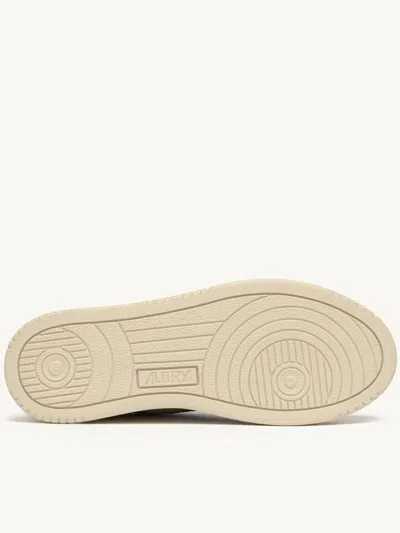 Autry "dallas Low Sparkling" Sneaker In Gray