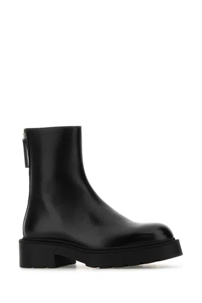 The Row Nobilis Leather Ankle Boots In Black