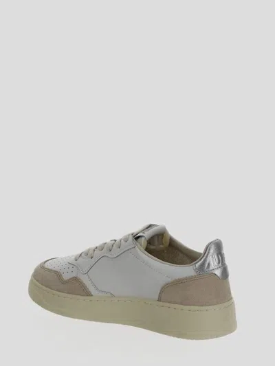 Autry Medalist Leather Sneakers In Brown