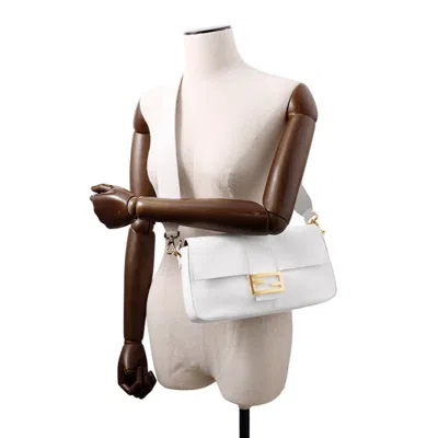 Pre-owned Fendi Baguette White Linen Shoulder Bag ()