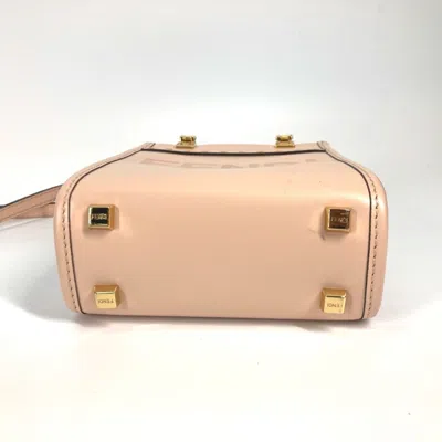 Pre-owned Fendi Beige Leather Handbag Shoulder Bag () In Sand