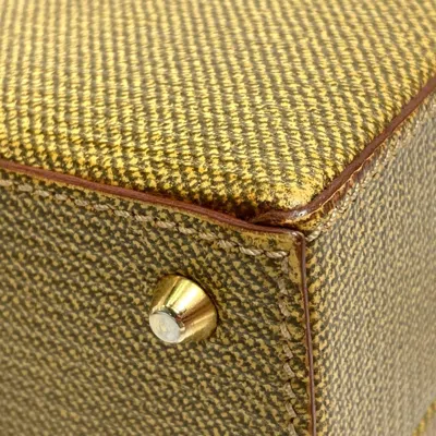 Pre-owned Fendi Beige Leather Handbag Shoulder Bag () In Sand