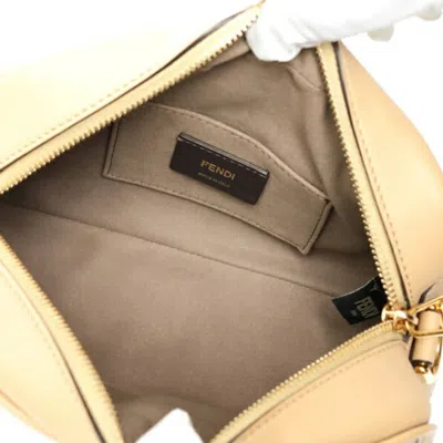 Pre-owned Fendi Beige Leather Shoulder Bag () In Sand